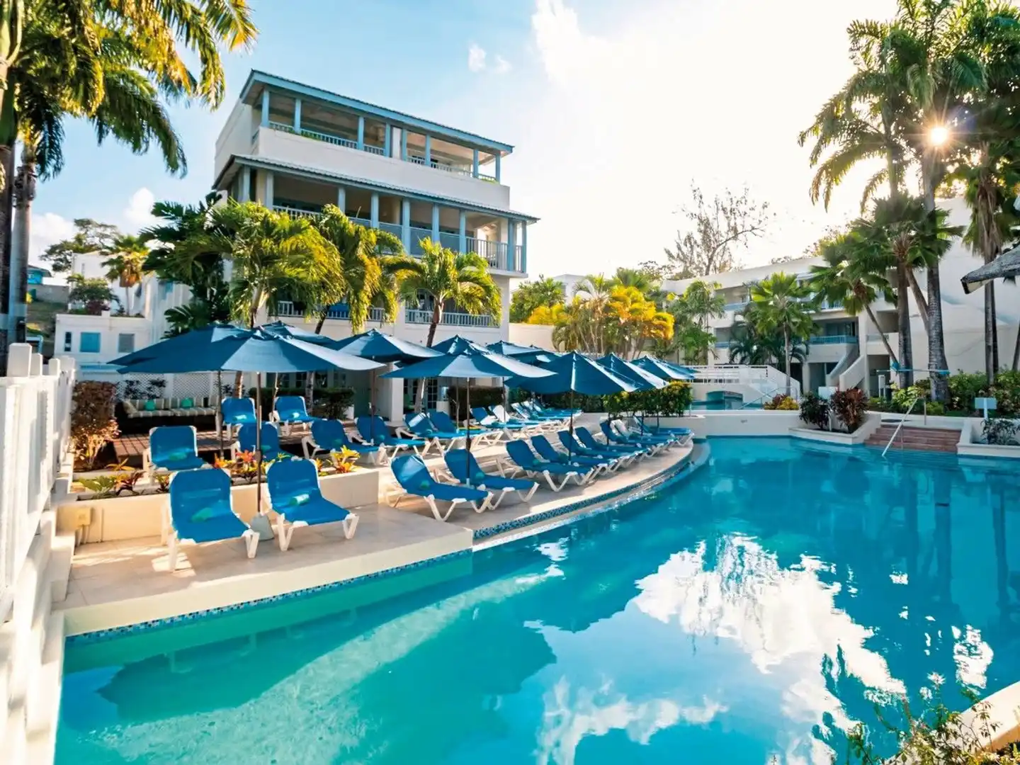 Savannah Beach Club Pool