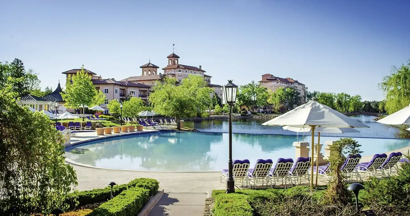 The Broadmoor Pool