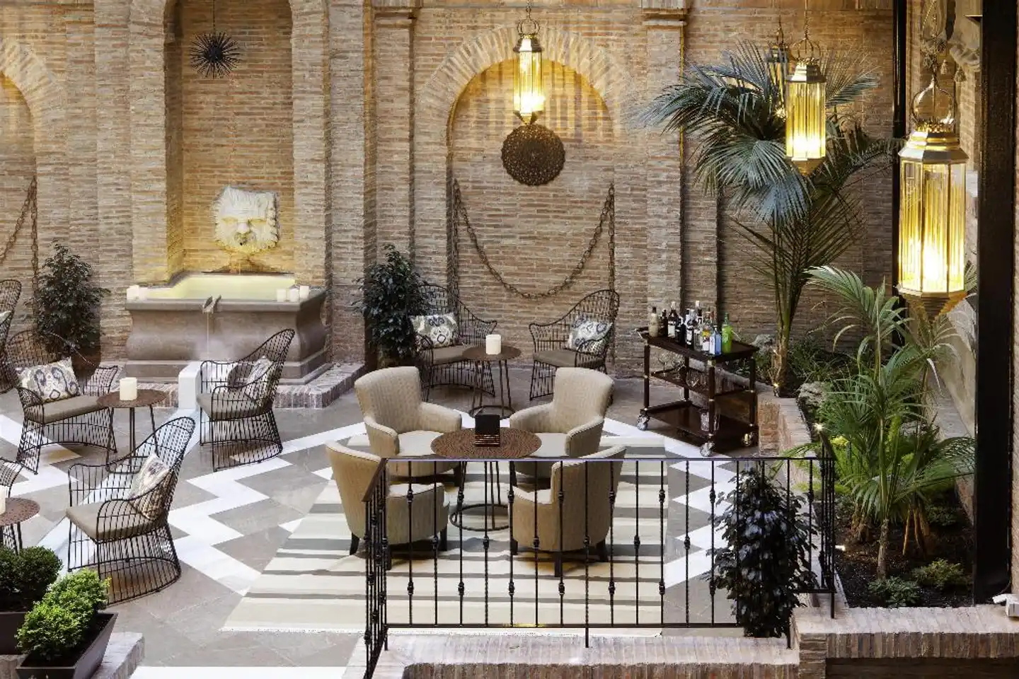 Vincci Albayzin Lobby