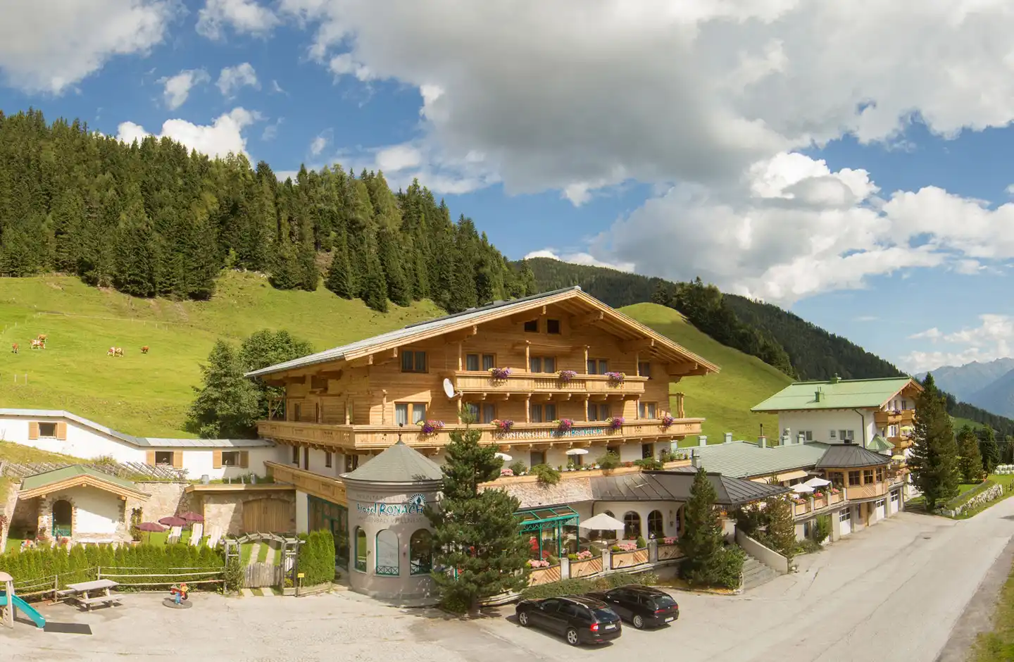 Berghotel Ronach Aussenansicht