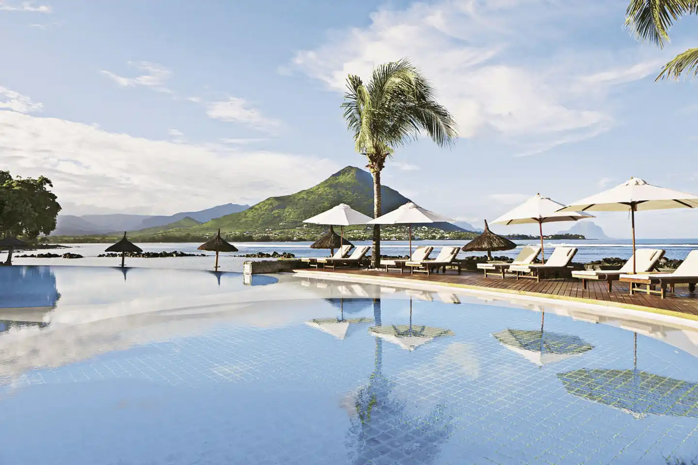 Sands Suites Resort & Spa Pool