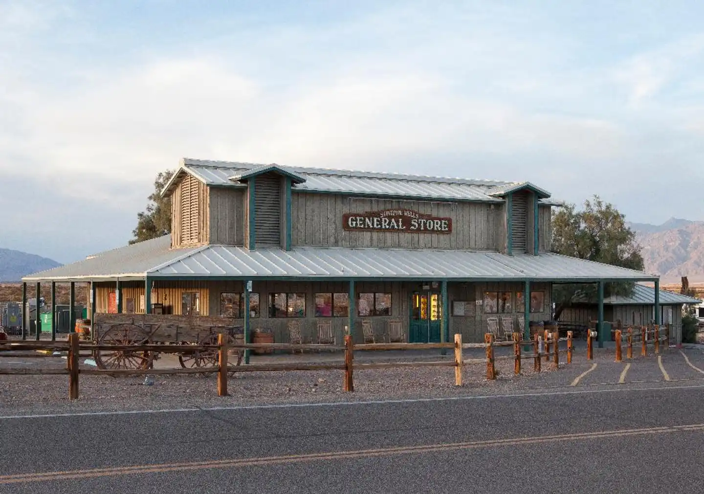 Stovepipe Wells Village Aussenansicht