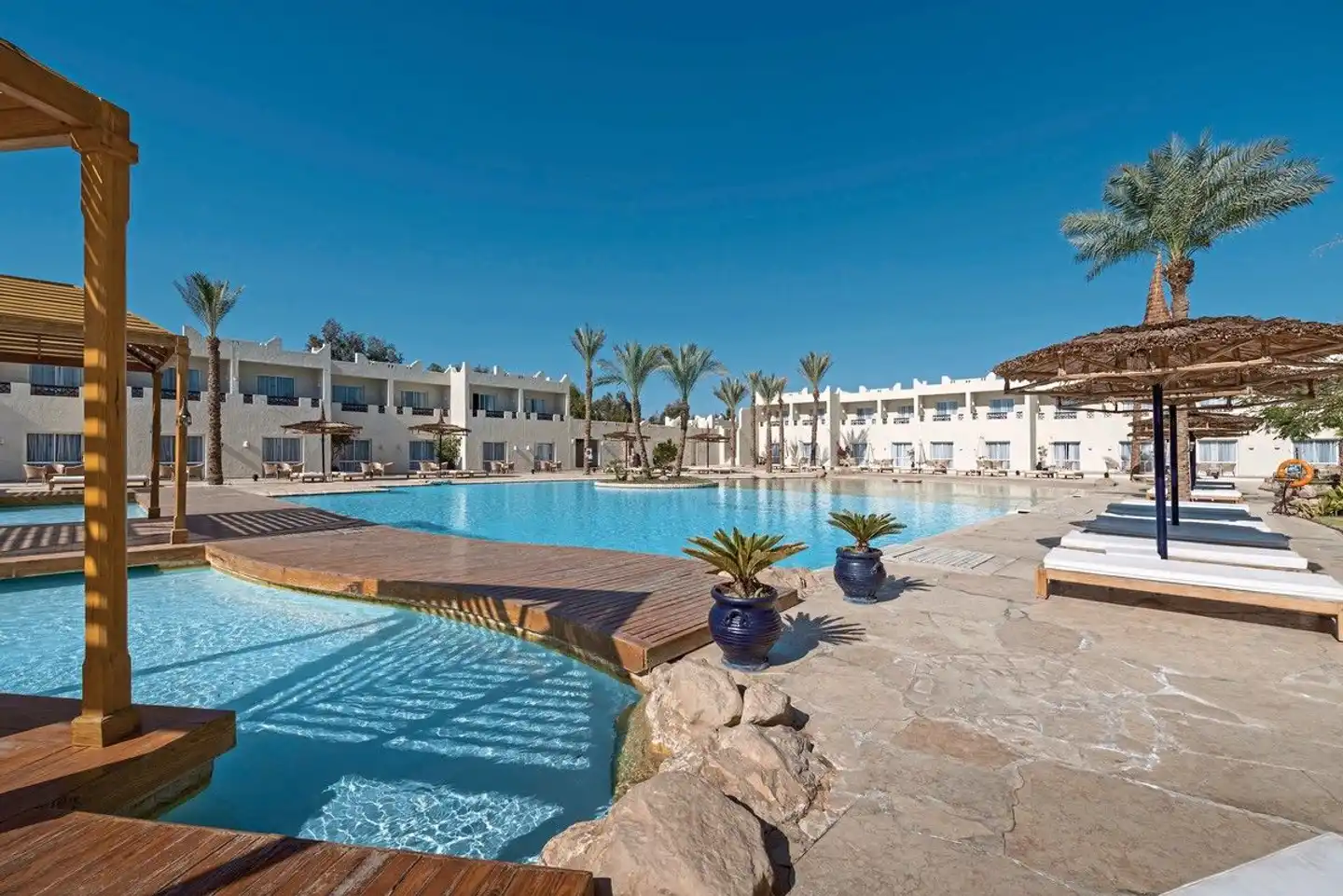 Reef Oasis Beach Resort Pool