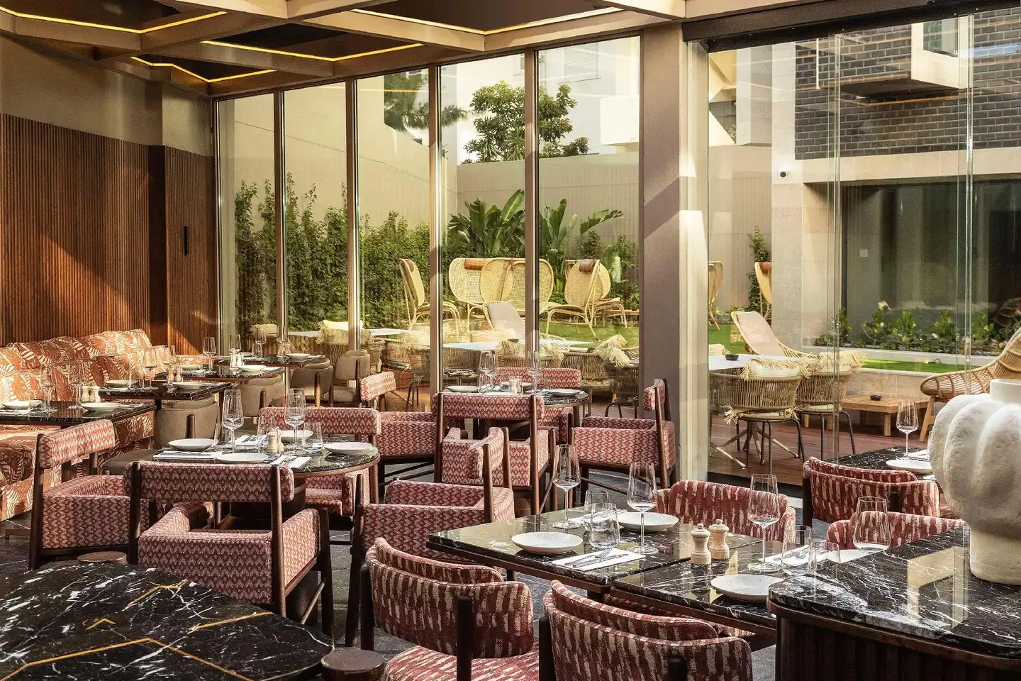 SANA Executive Hotel Restaurant