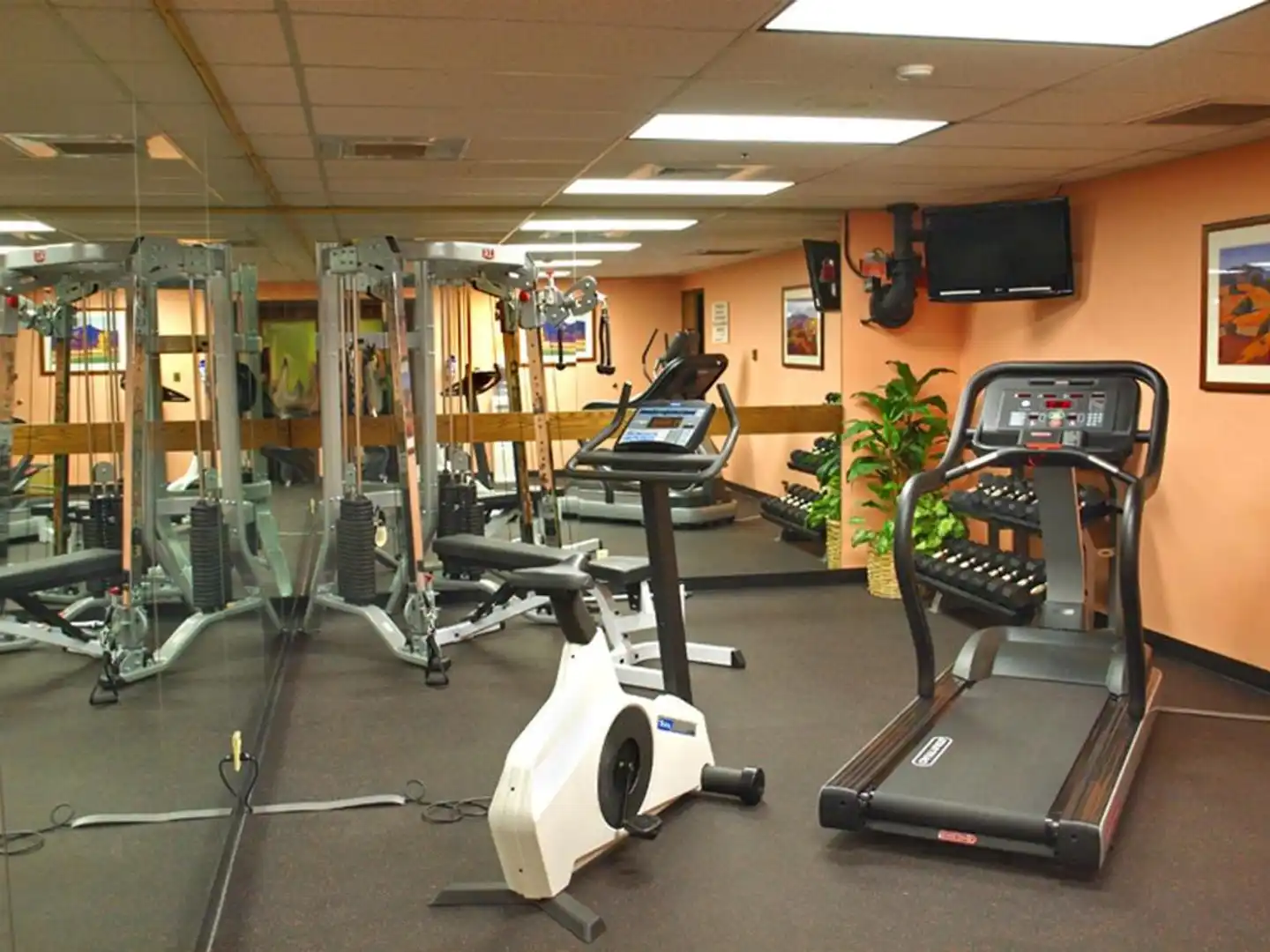 Historic Santa Maria Inn Sport und Entertainment