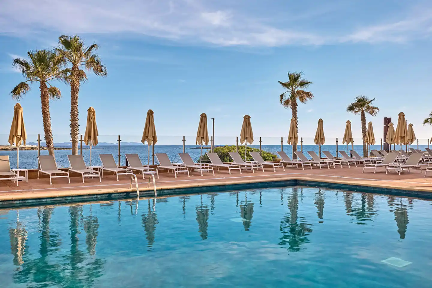 Universal Hotel Romántica Pool
