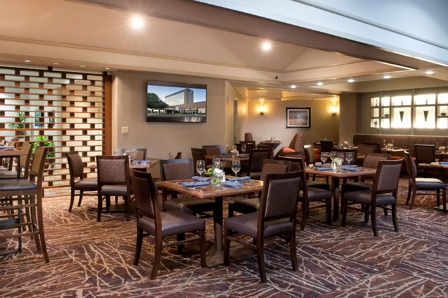 DoubleTree by Hilton Hotel Lafayette Restaurant