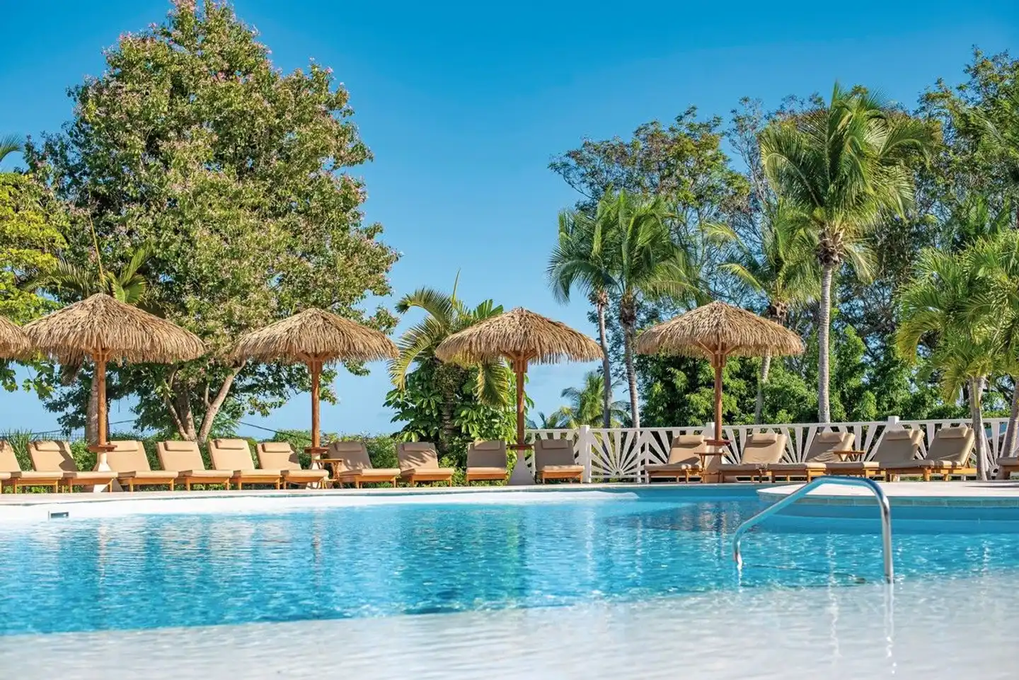 Le Relais du Moulin Pool