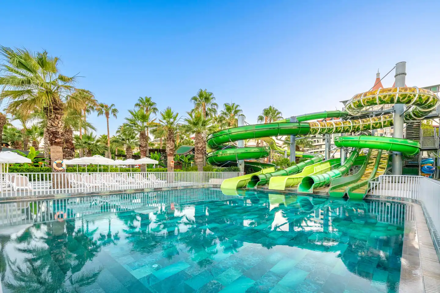 Arycanda Kirman Premium Pool