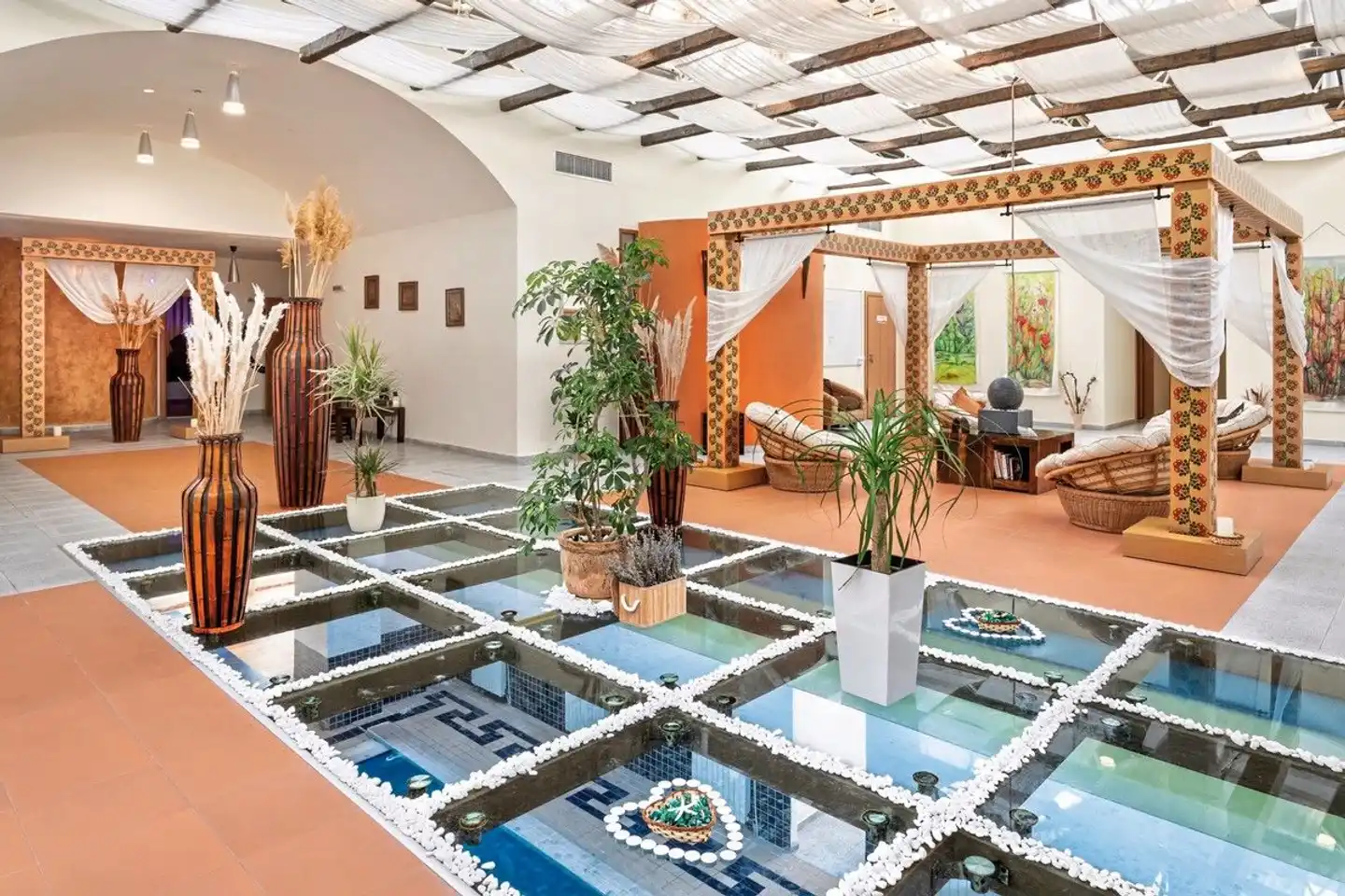 Sol Nessebar Resort Hallenbad