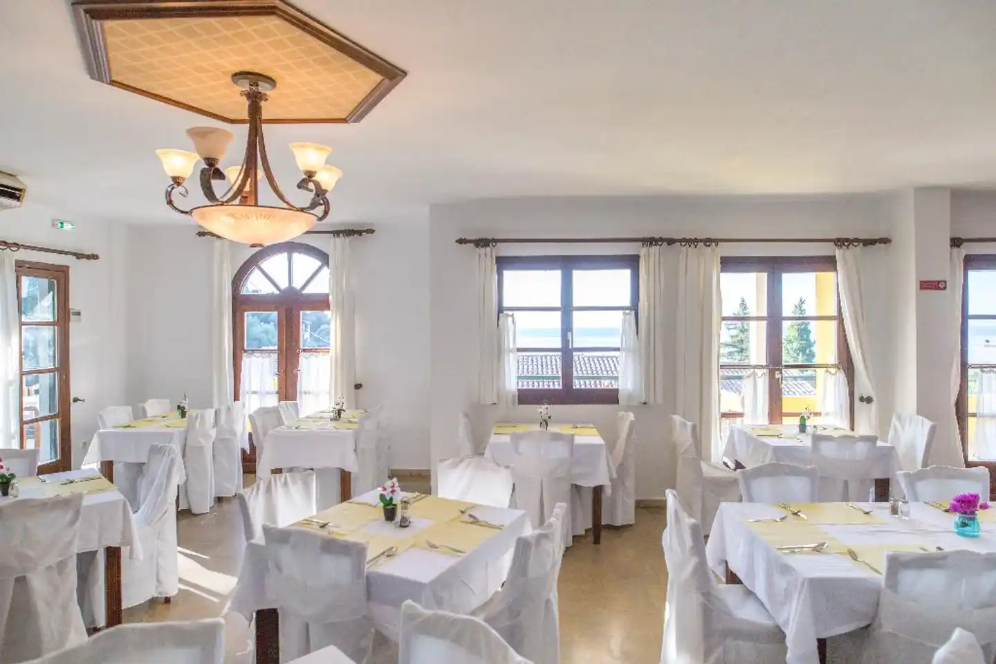 Corfu Aquamarine Hotel Restaurant