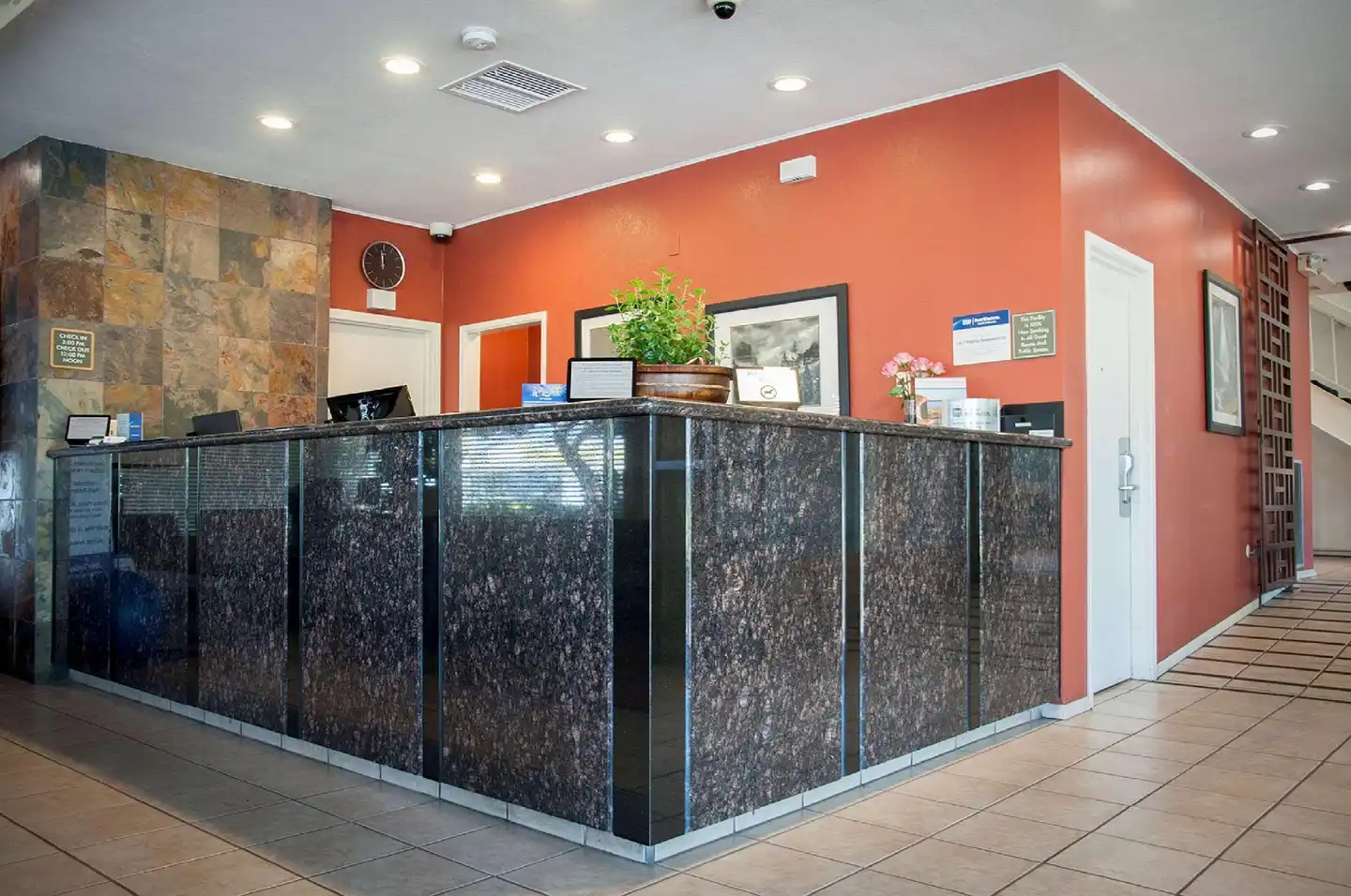 Best Western Village Inn Lobby