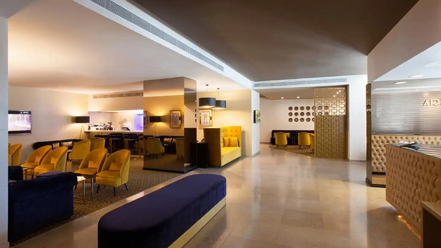 Lutecia Smart Design Hotel Lobby