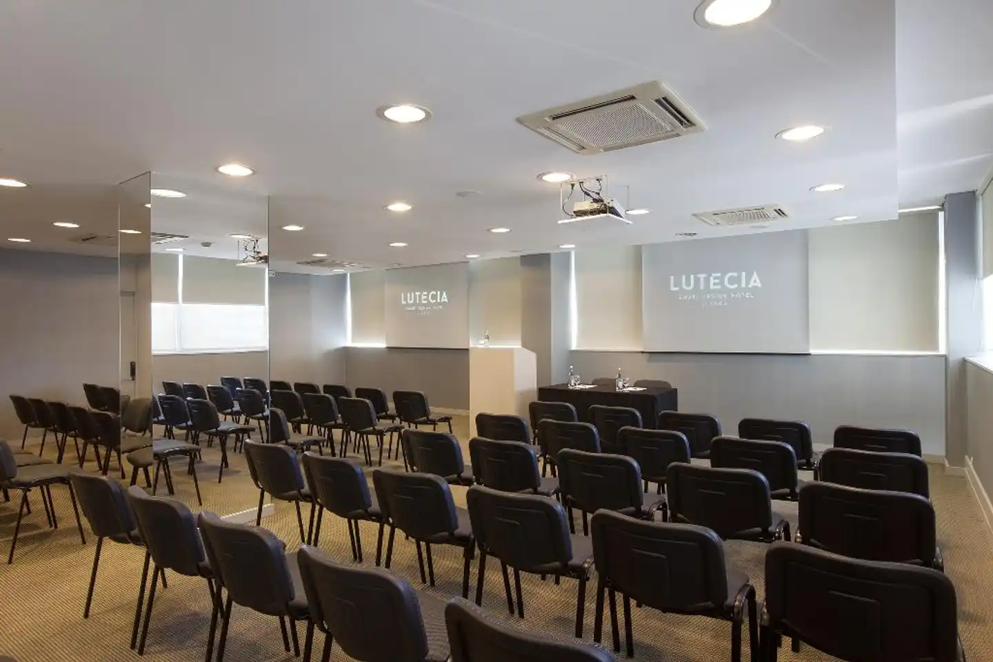 Lutecia Smart Design Hotel Konferenz