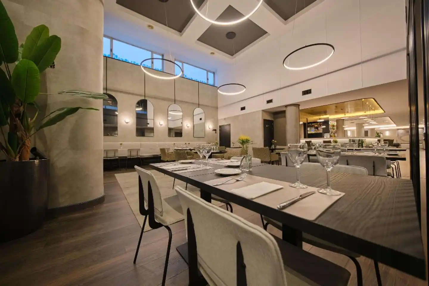 1881 Madrid Ventas Hotel Konferenz