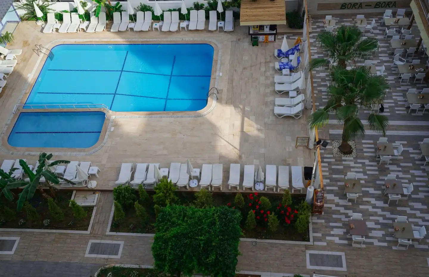 Bora Bora Butik Pool