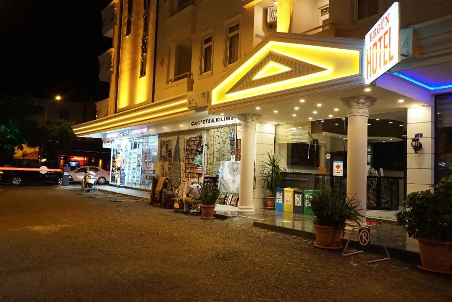Ergün Hotel Aussenansicht