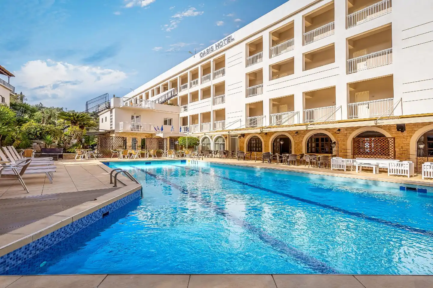 Oasis Hotel Pool
