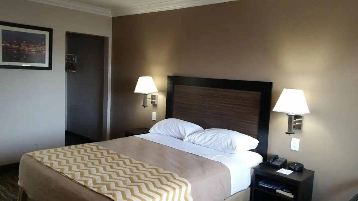 Travelodge by Wyndham Eureka Wohnbeispiel
