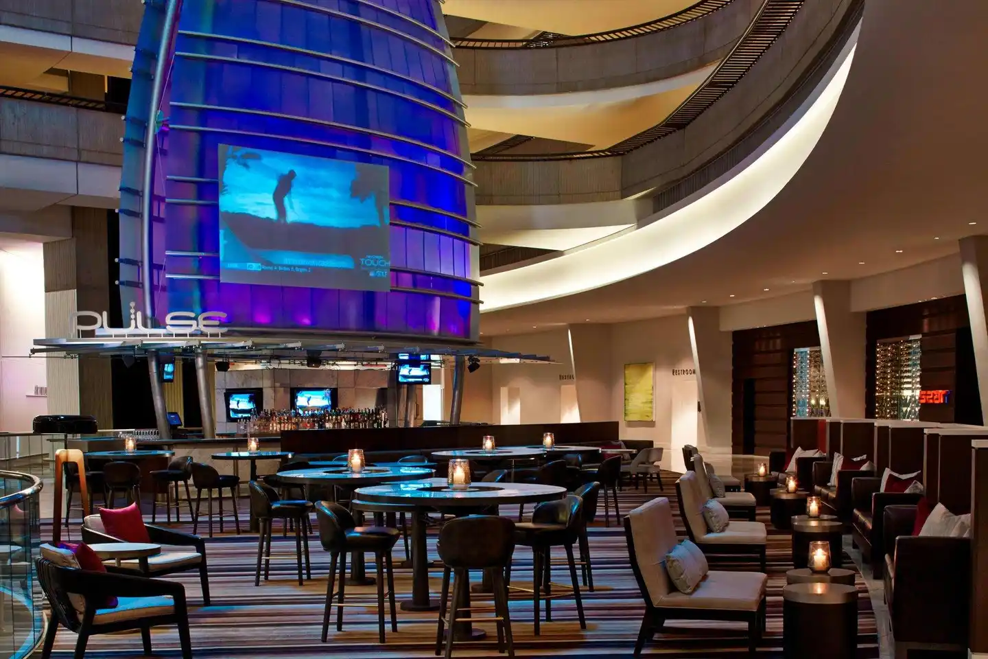 Atlanta Marriott Marquis Bar