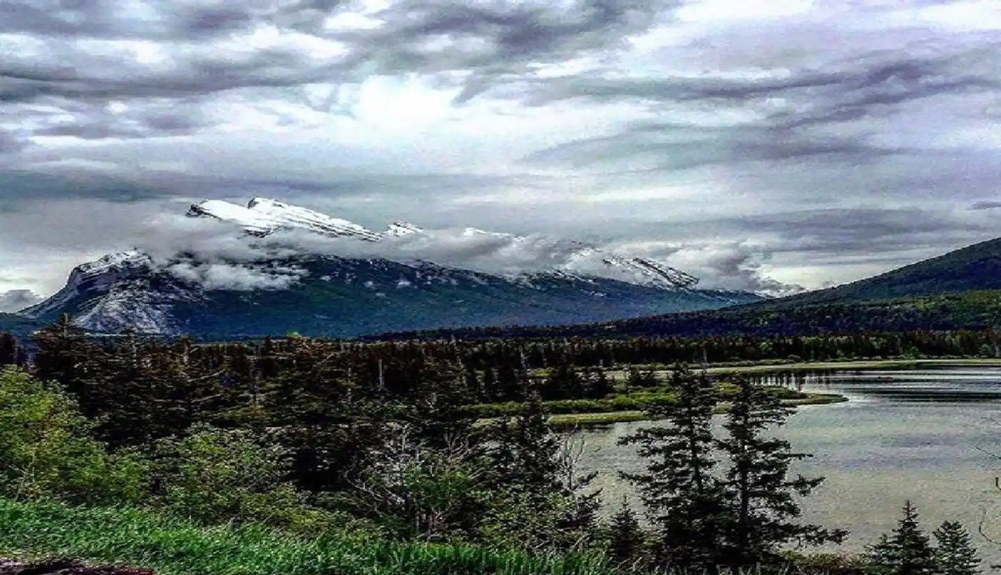 The Kenrick Hotel Landschaft