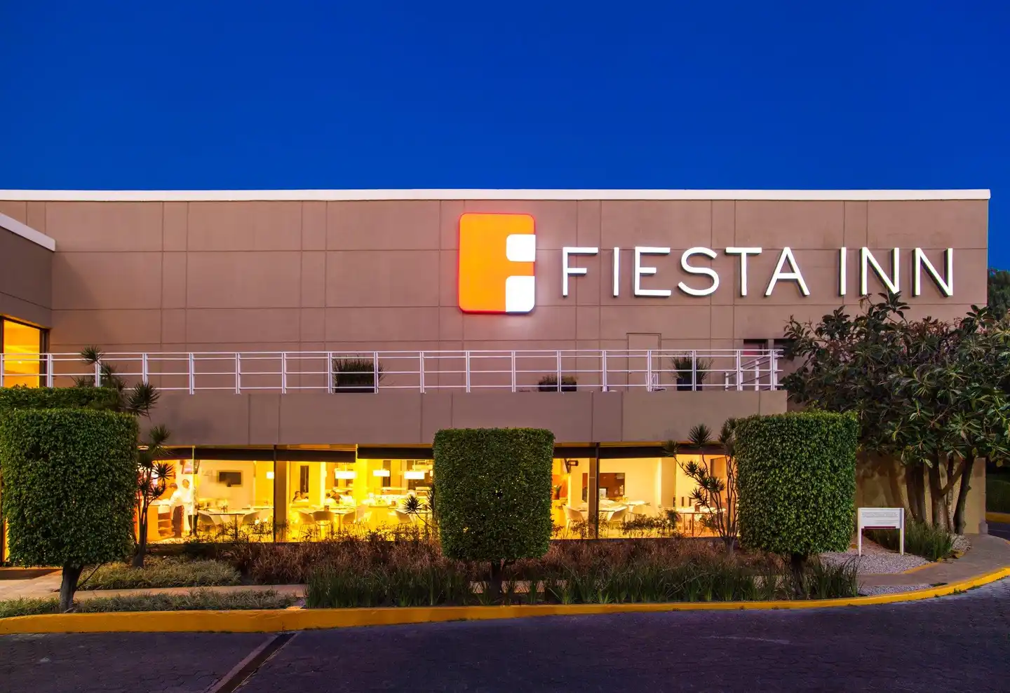 Fiesta Inn Aeropuerto CD Mexico Aussenansicht