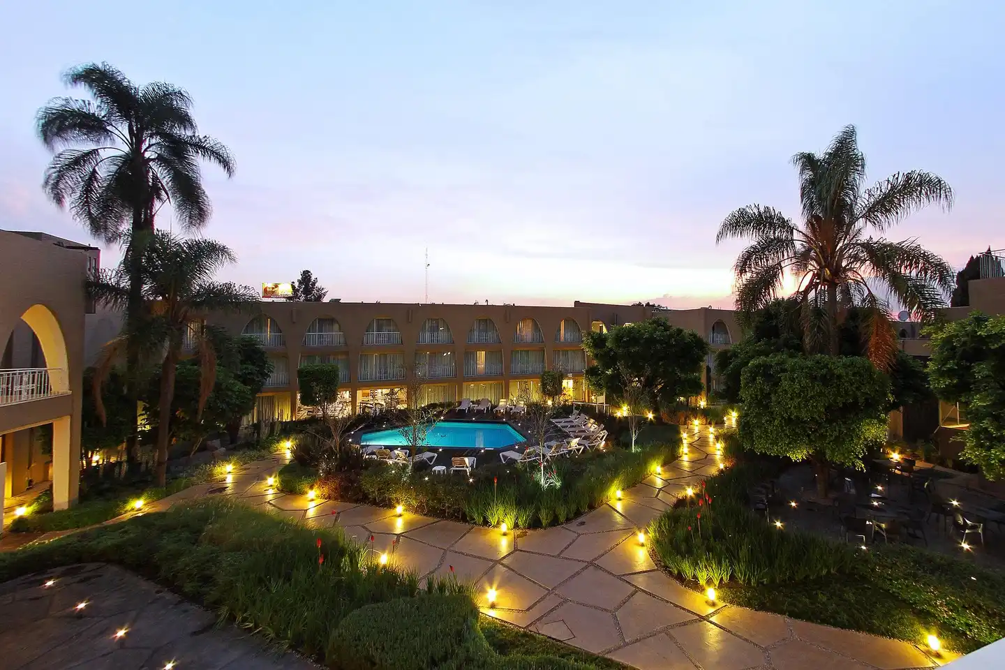 Fiesta Inn Aeropuerto CD Mexico Aussenansicht
