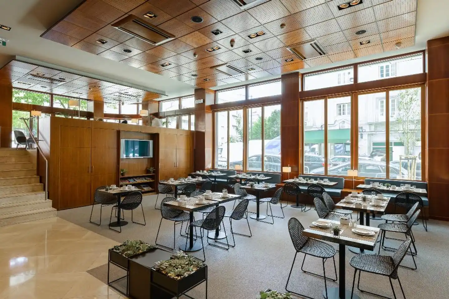Dom Carlos Liberty Restaurant