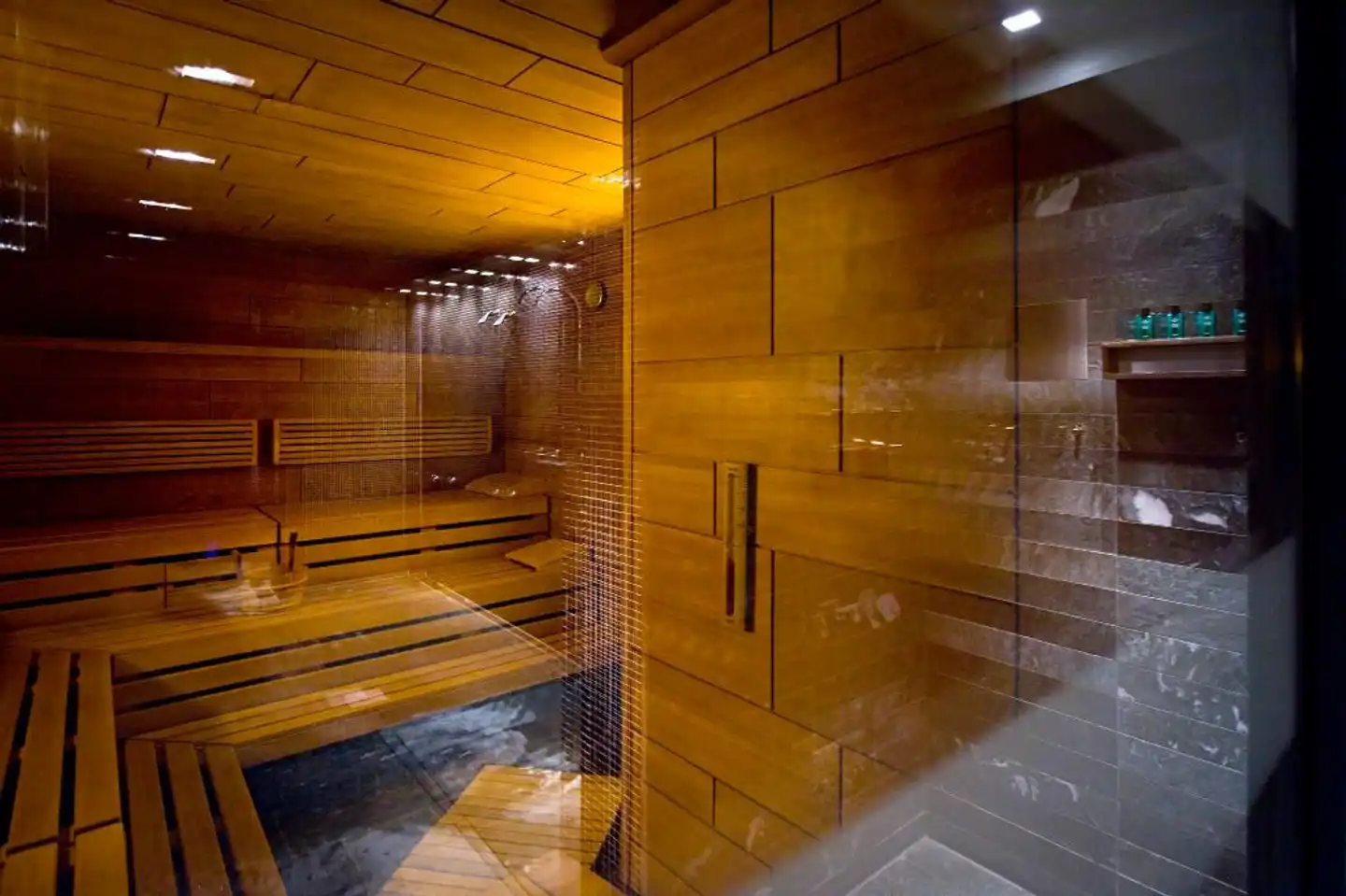Sofitel Munich Bayerpost Hotel Wellness