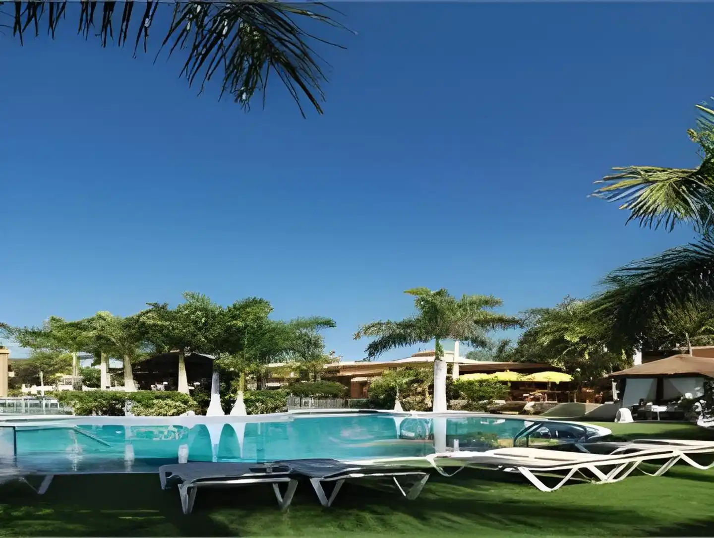Green Garden Resort & Suites Pool