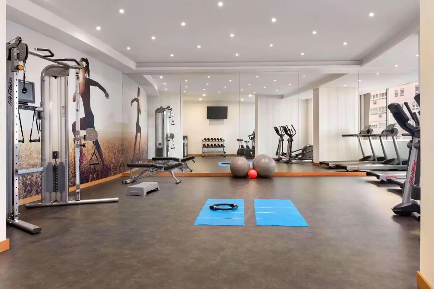 Ramada by Wyndham Lisbon Sport und Entertainment