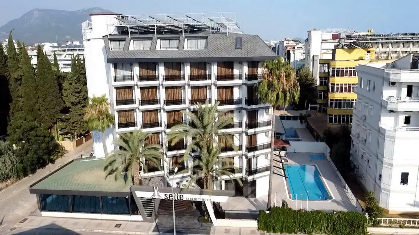 Sette Serenity Hotel Aussenansicht