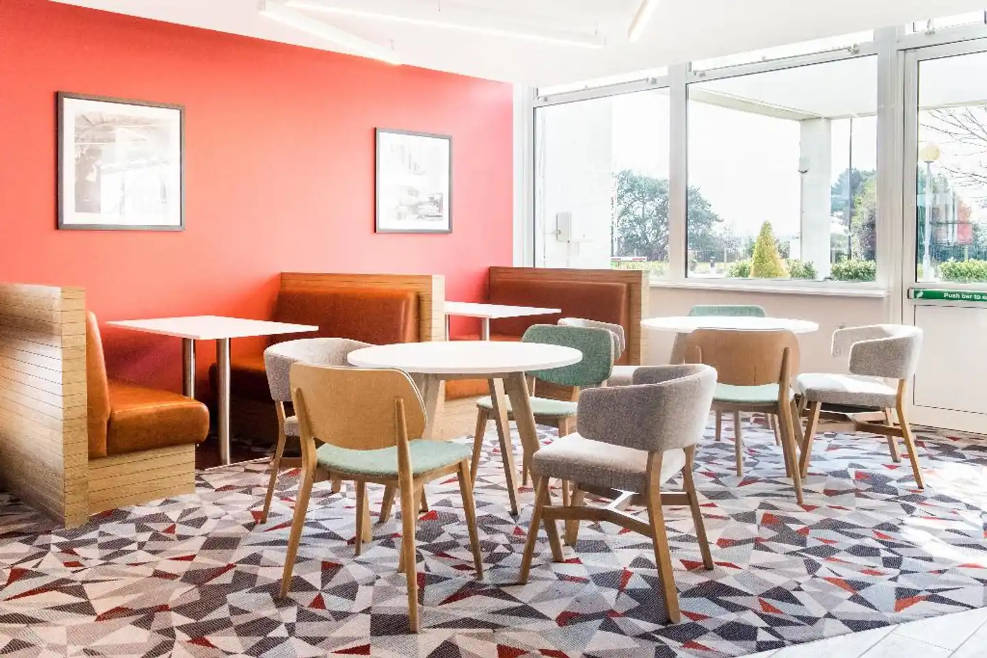 voco Southampton by IHG Bar