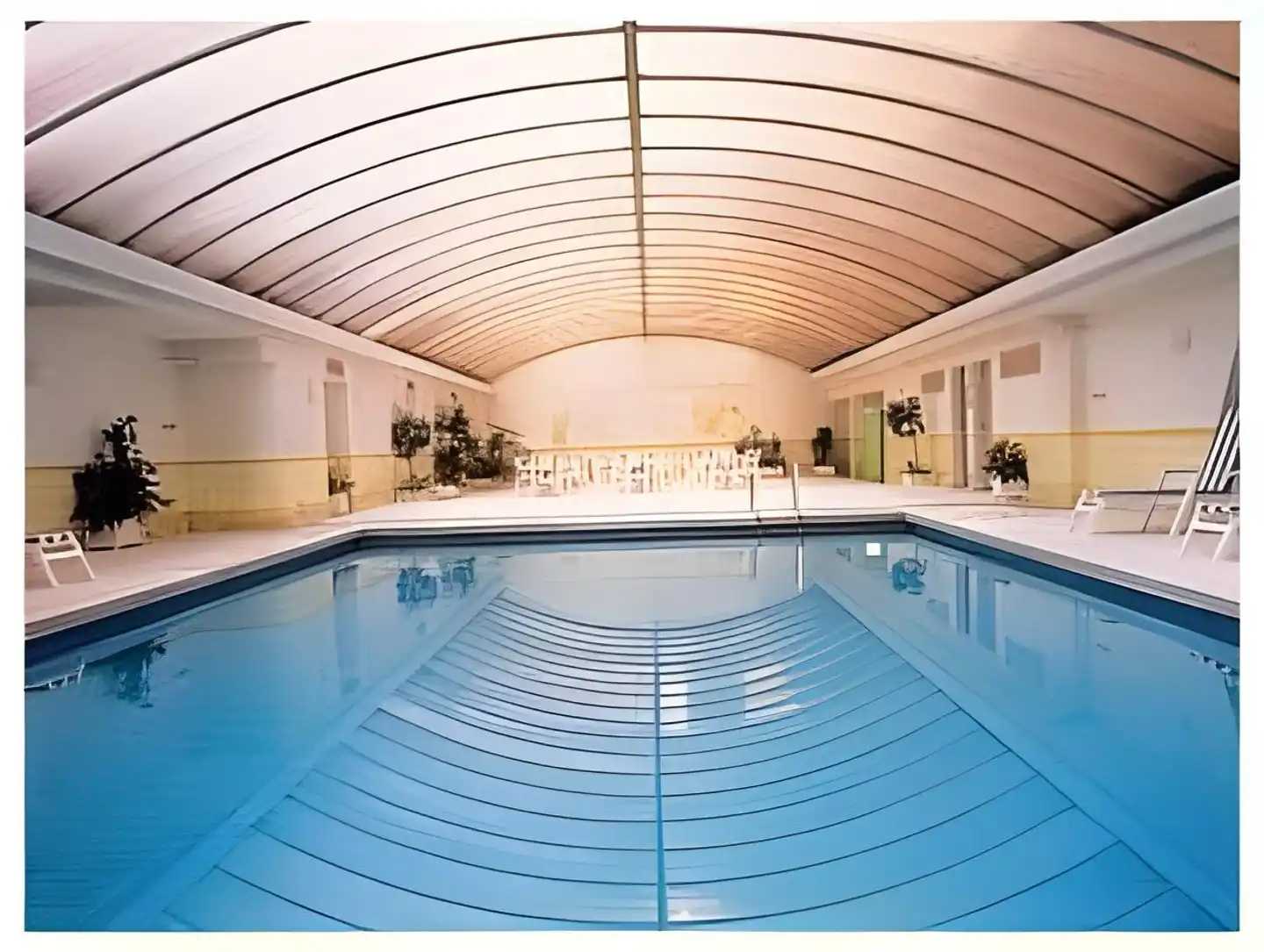 Altis Suites Hallenbad