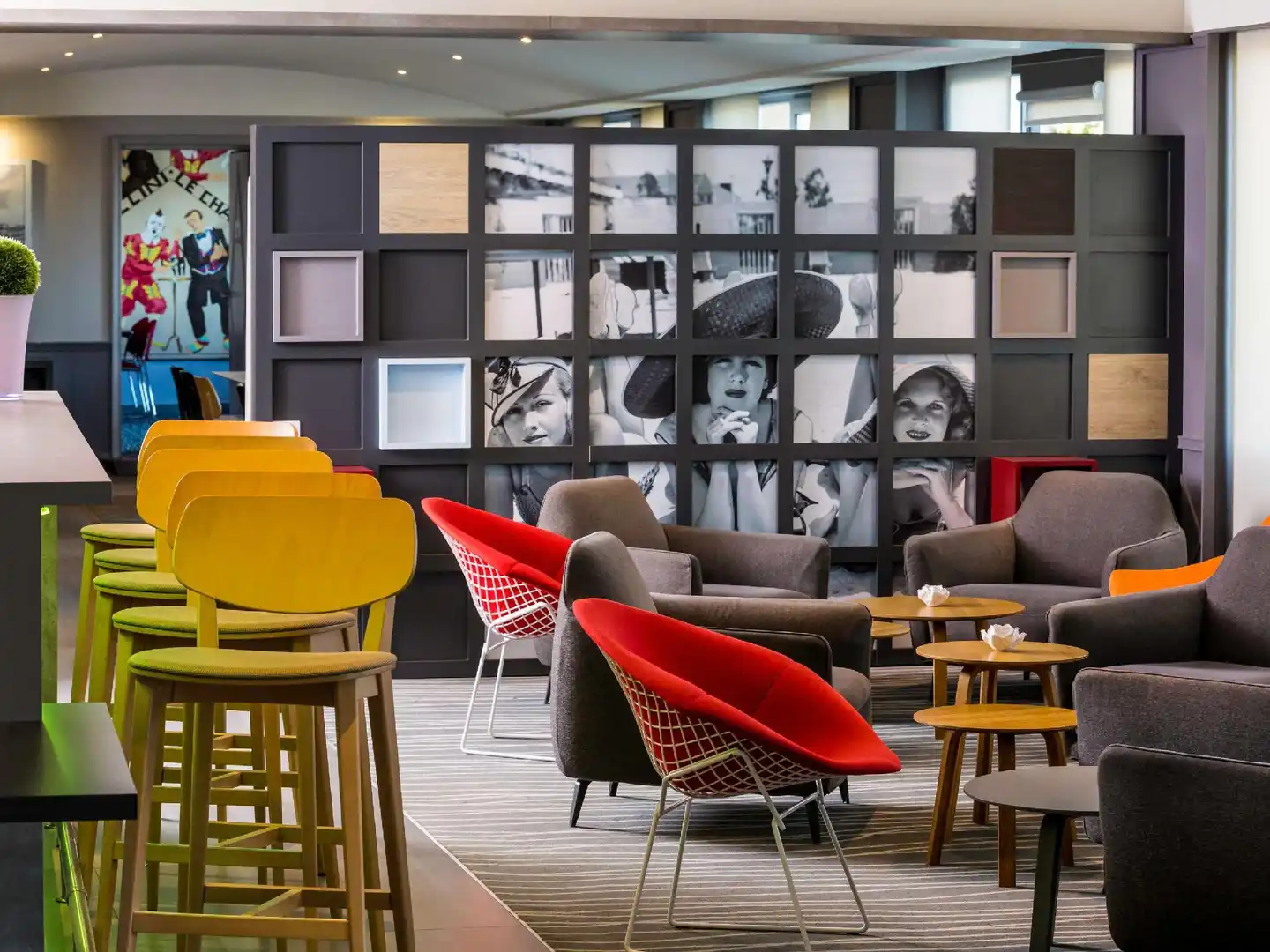 Mercure Honfleur Lobby