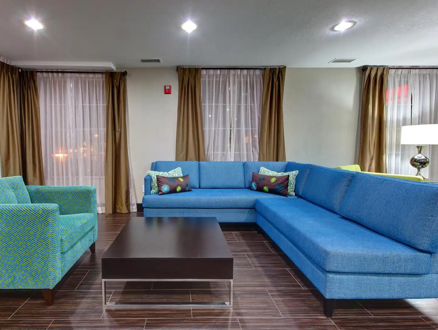 Hampton Inn & Suites Hermosa Beach Wellness