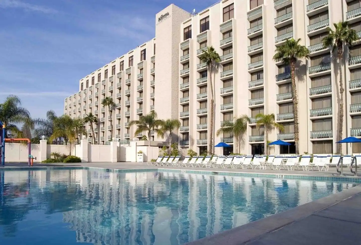 Knott's Berry Farm Hotel Pool