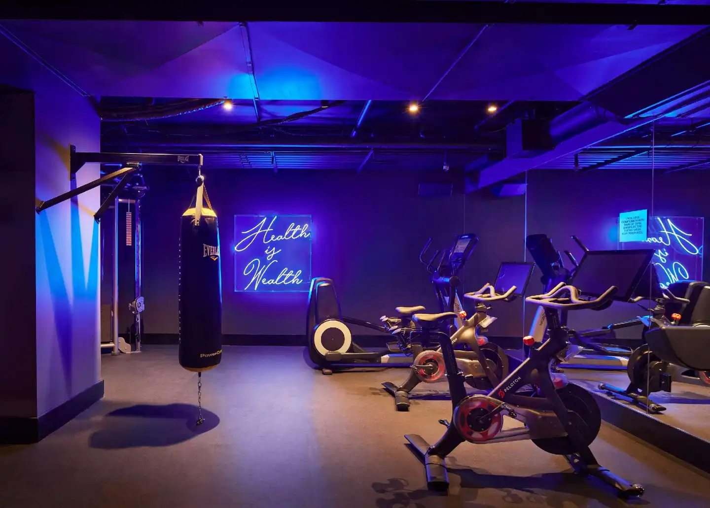 Gansevoort Meatpacking Sport und Entertainment