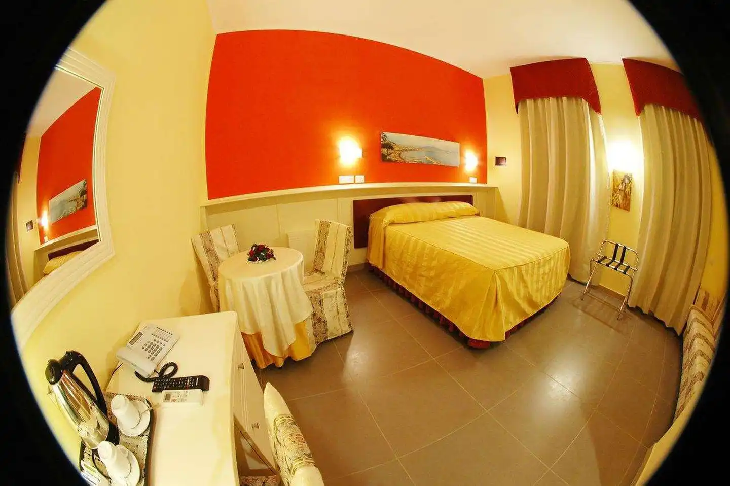 Capodichino International Hotel Wohnbeispiel