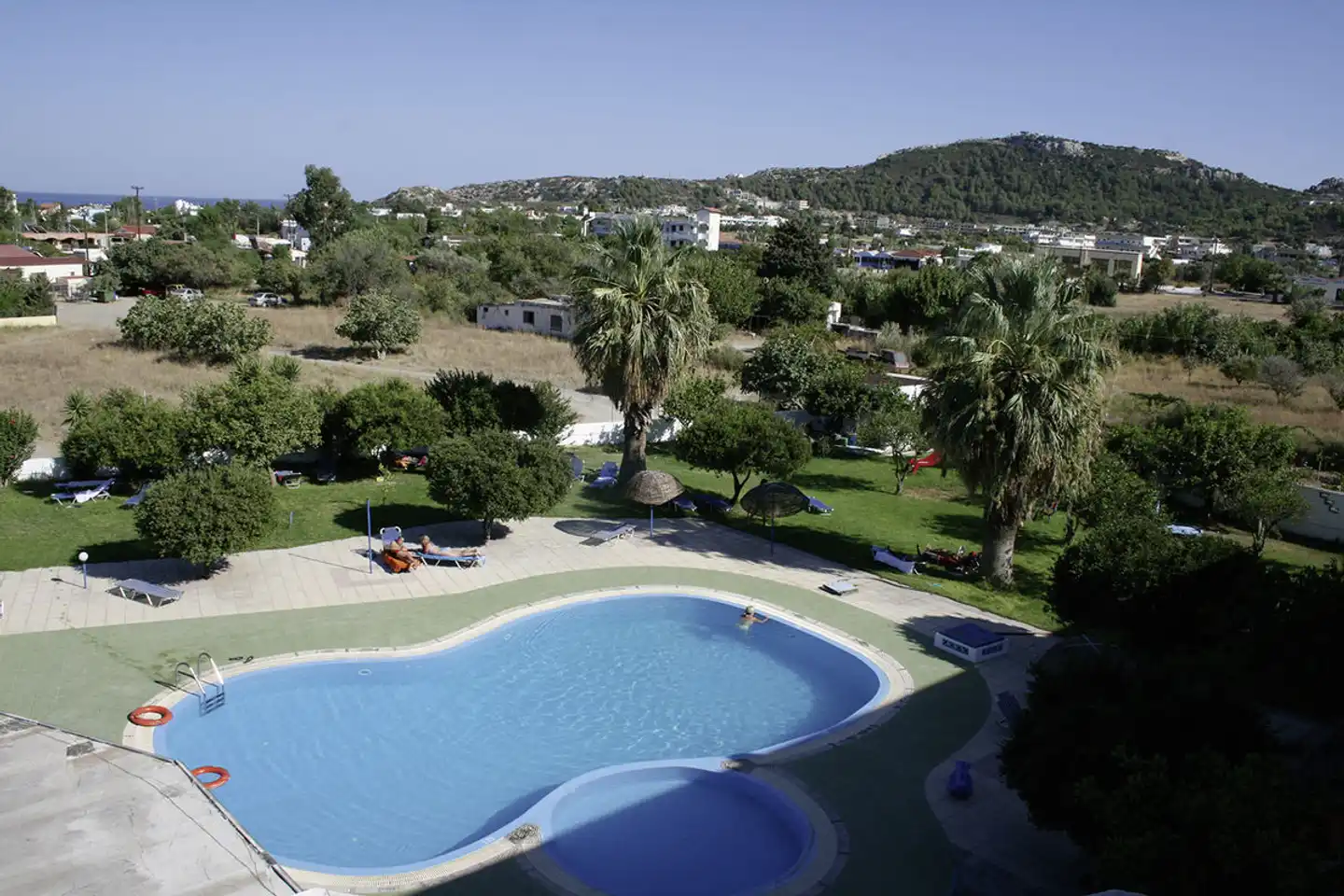 Manos Pension Pool