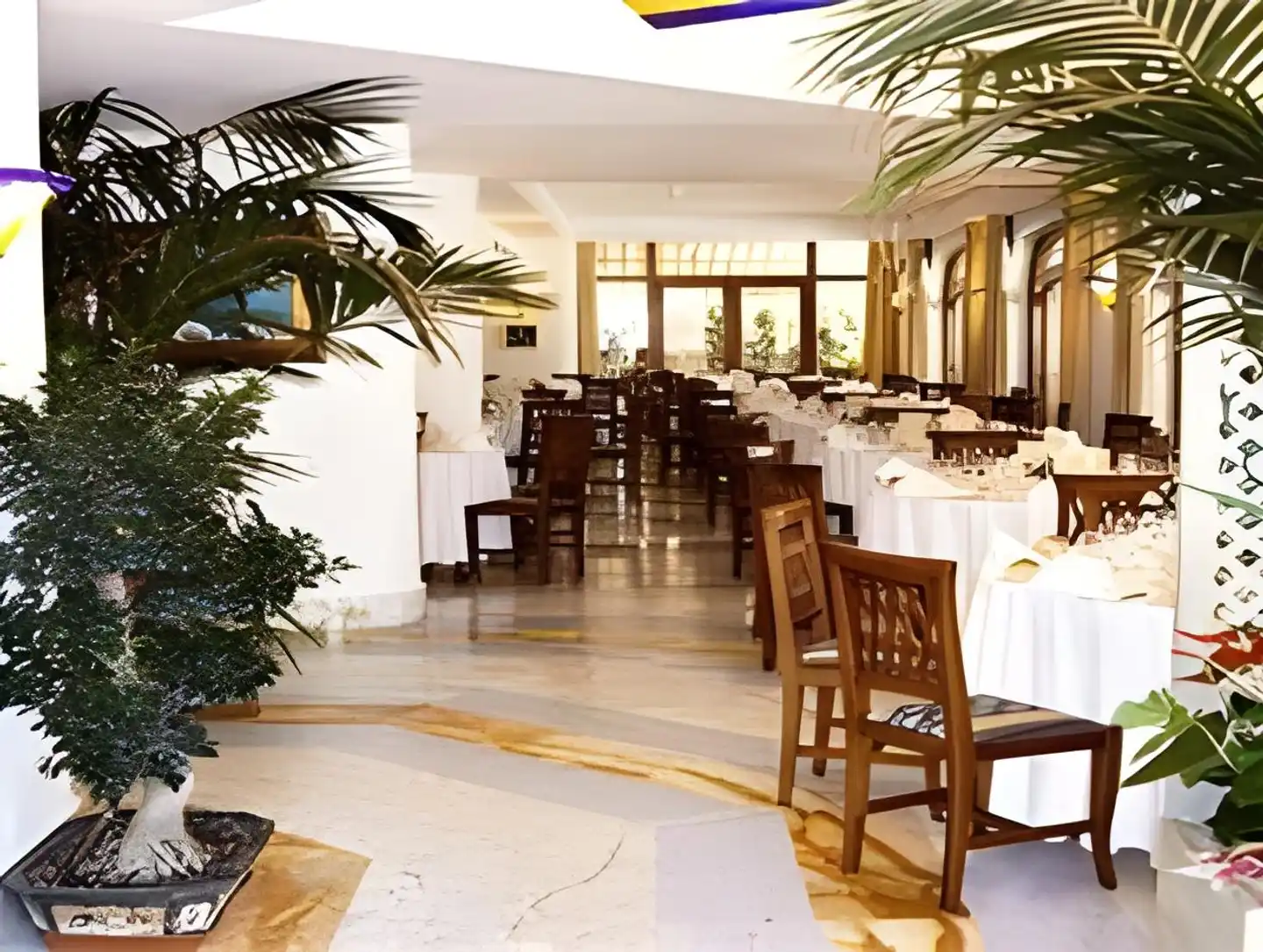 Johanna Park Hotel Restaurant