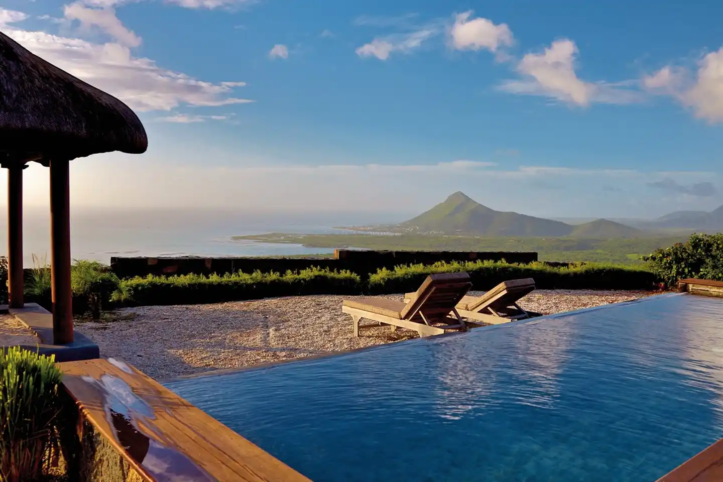 Lakaz Chamarel Pool