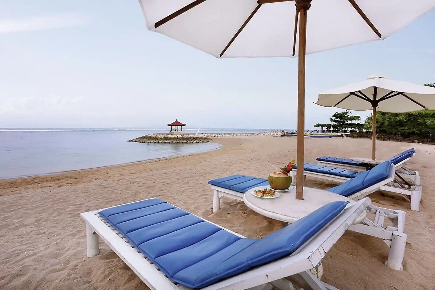 Respati Beach Hotel Pool