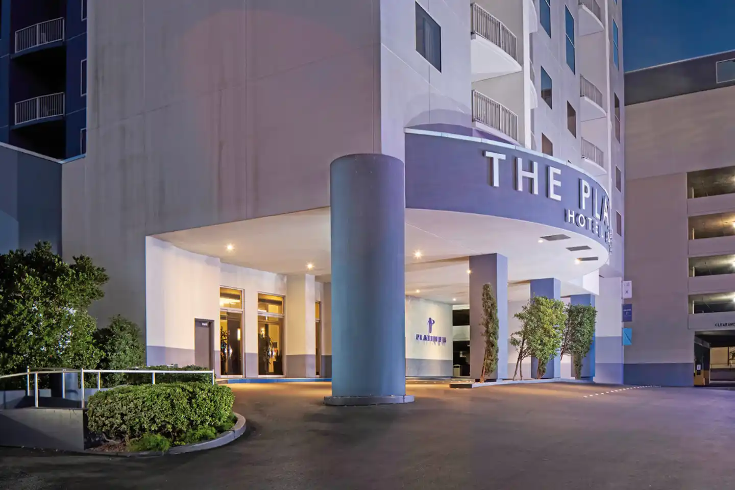 The Platinum Hotel Aussenansicht