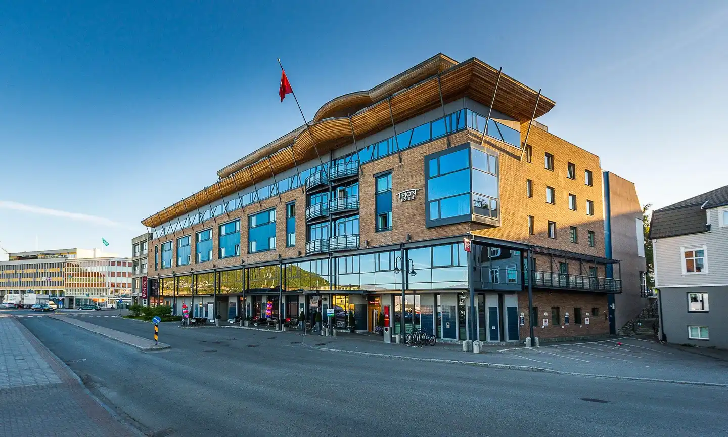 Thon Hotel Harstad Aussenansicht
