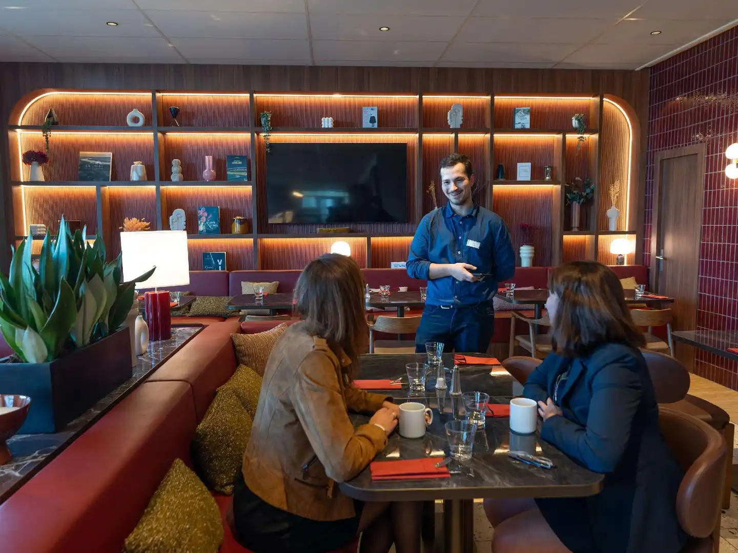 Novotel Nantes Centre Bord de Loire Hotel Bar