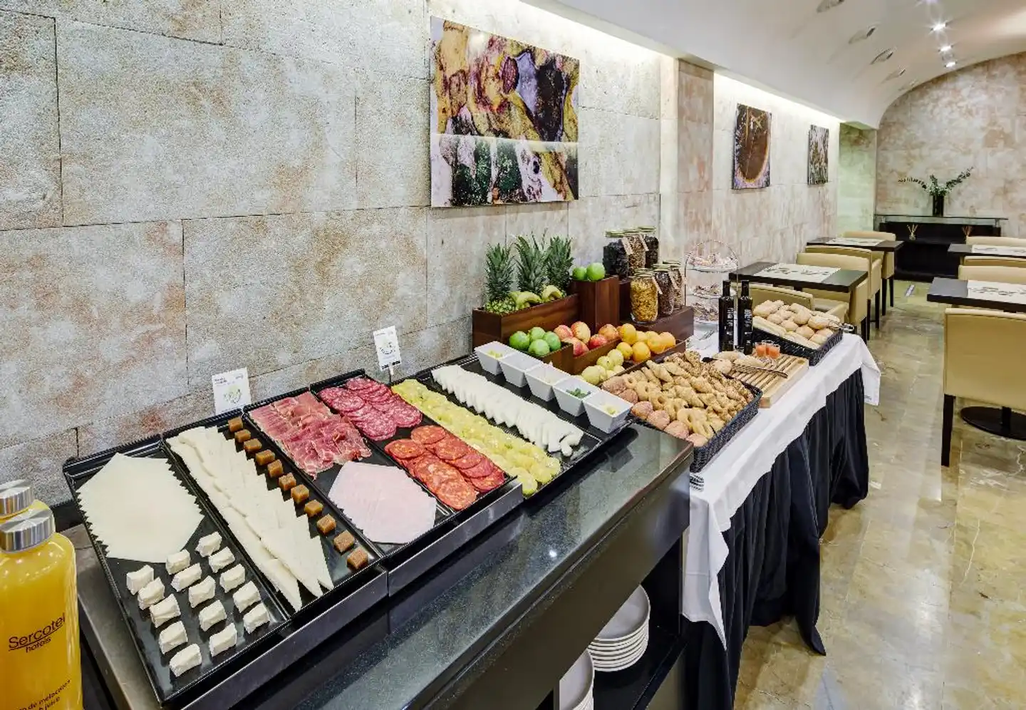 Sercotel Puerta de la Catedral Restaurant