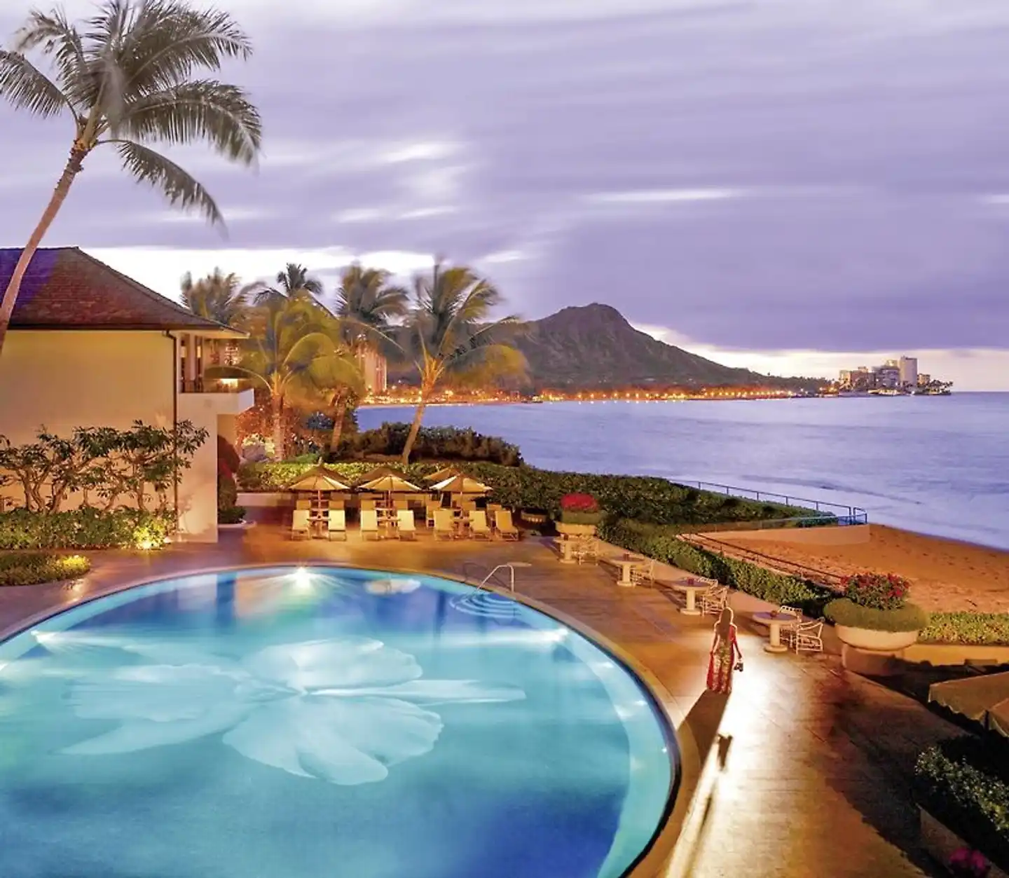 Halekulani Pool