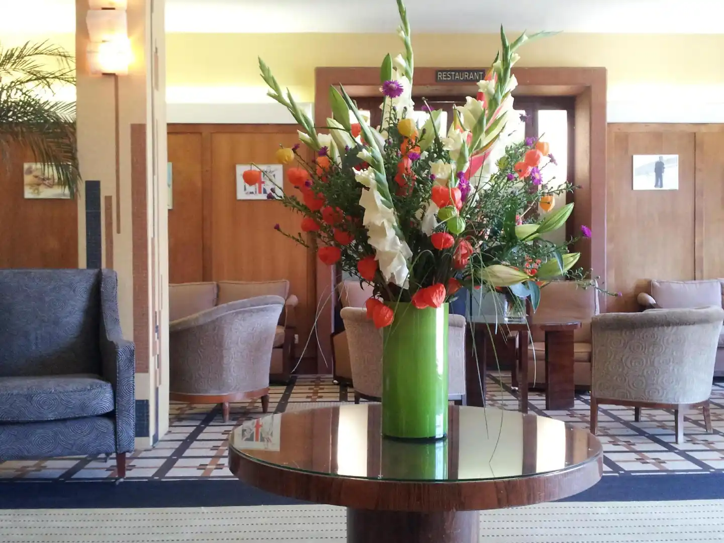 Le Grand Hôtel de Tours Lobby