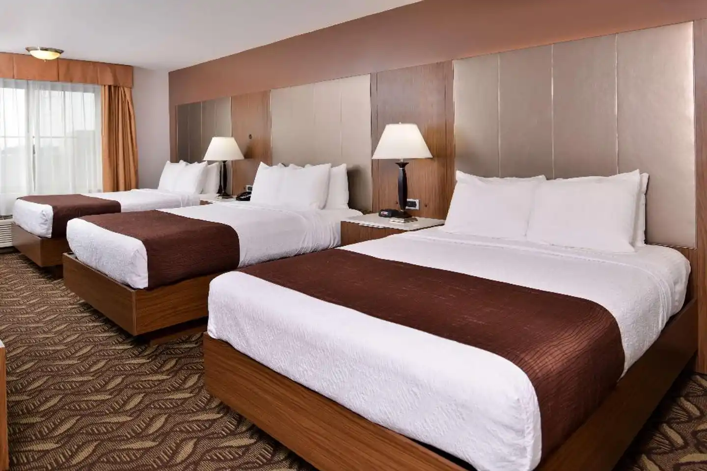 Best Western Airport Plaza Inn Wohnbeispiel